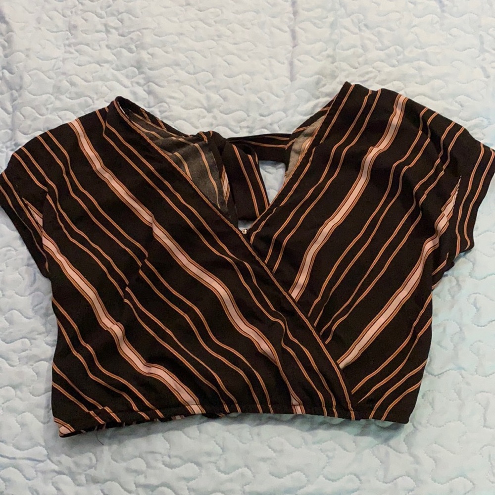 xhilaration cropped blouse